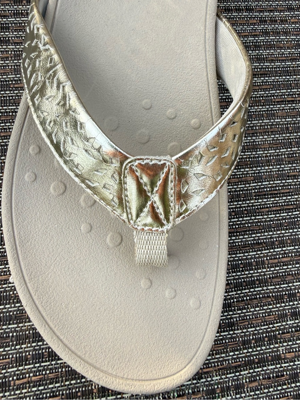 Vionic Metallic Gold Thong Sandal